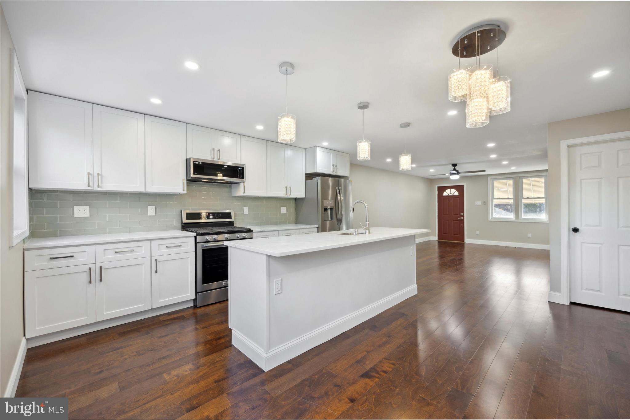 CLIFTON HEIGHTS - Residential