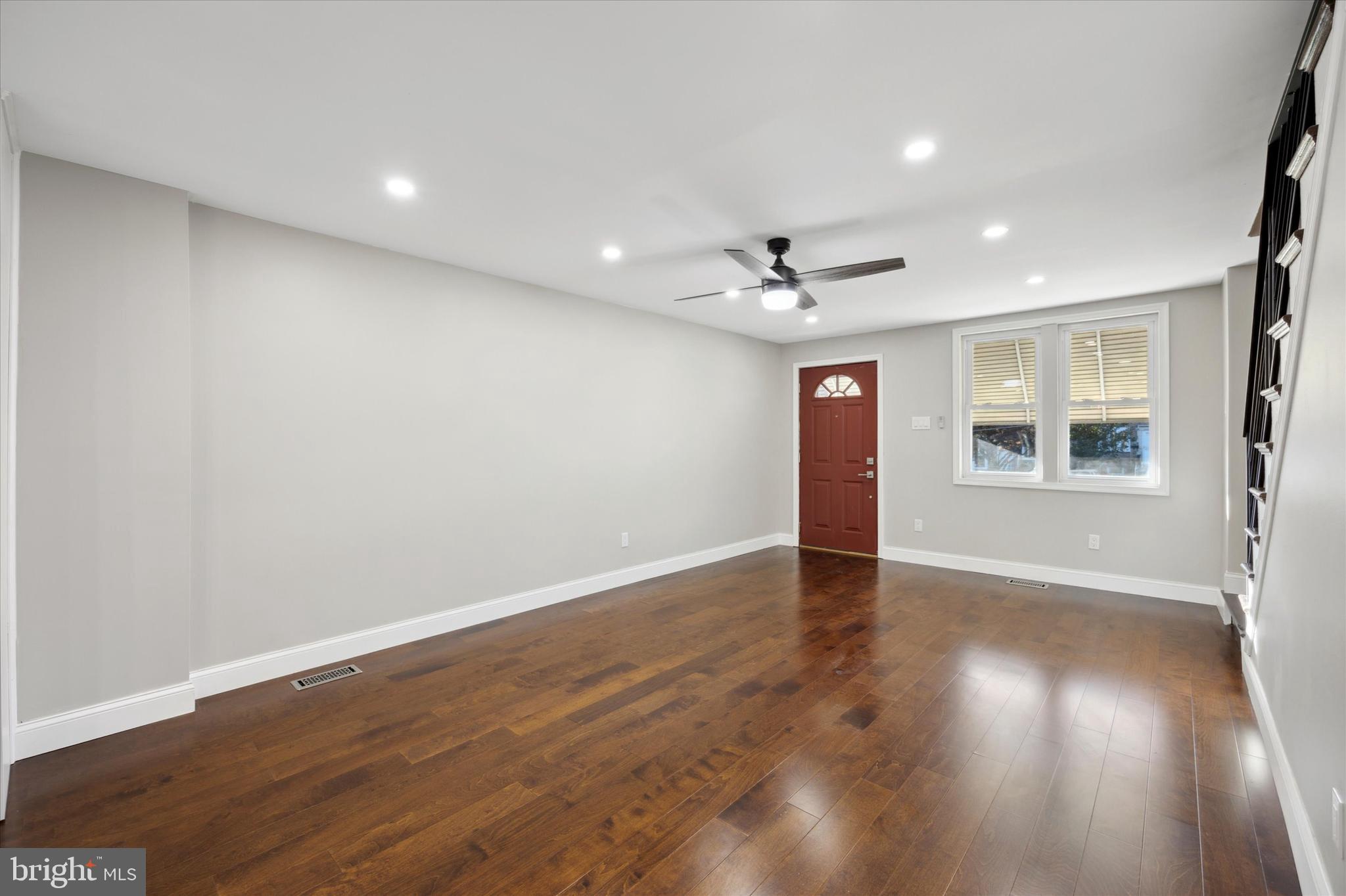 CLIFTON HEIGHTS - Residential