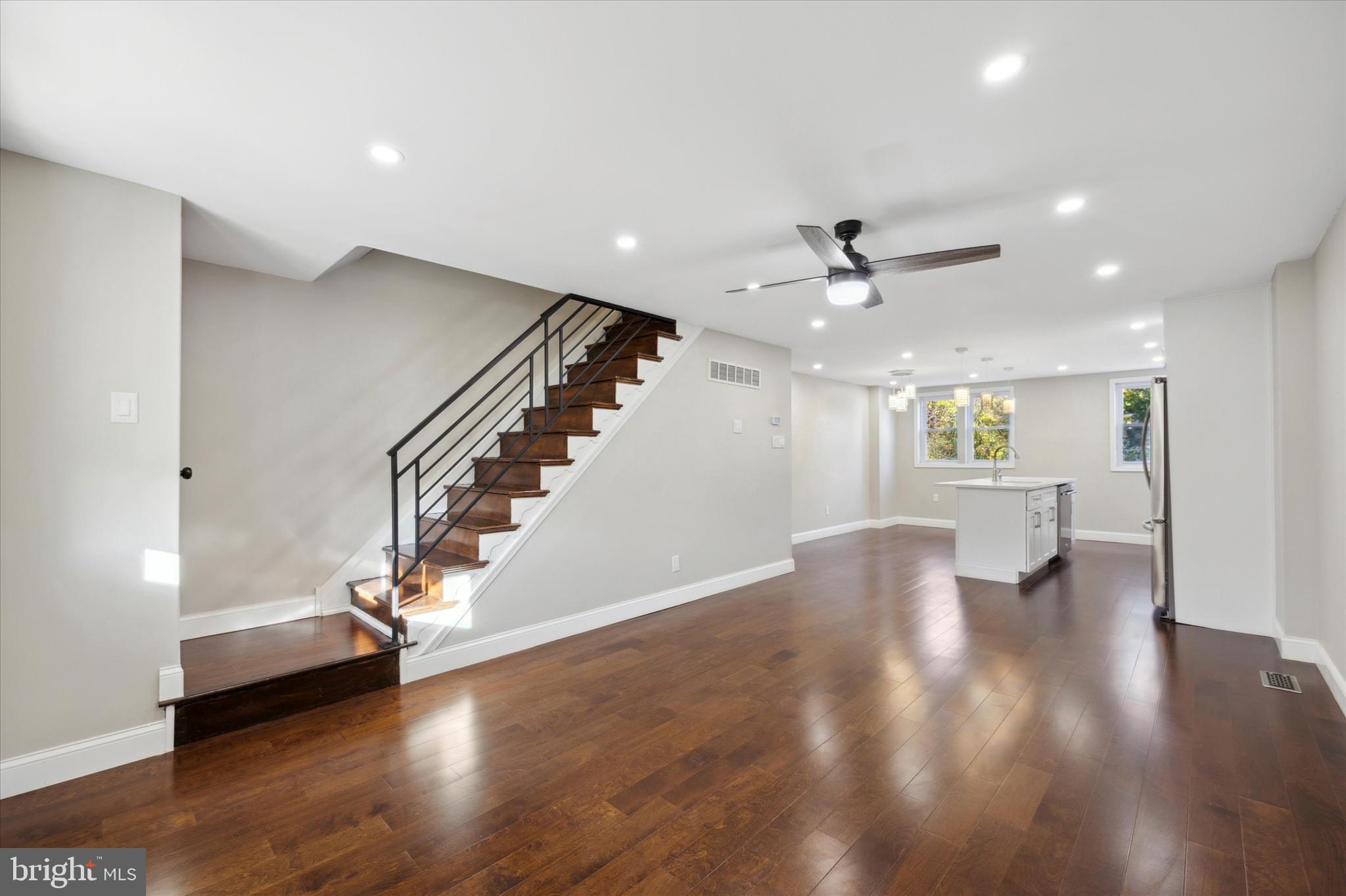 CLIFTON HEIGHTS - Residential