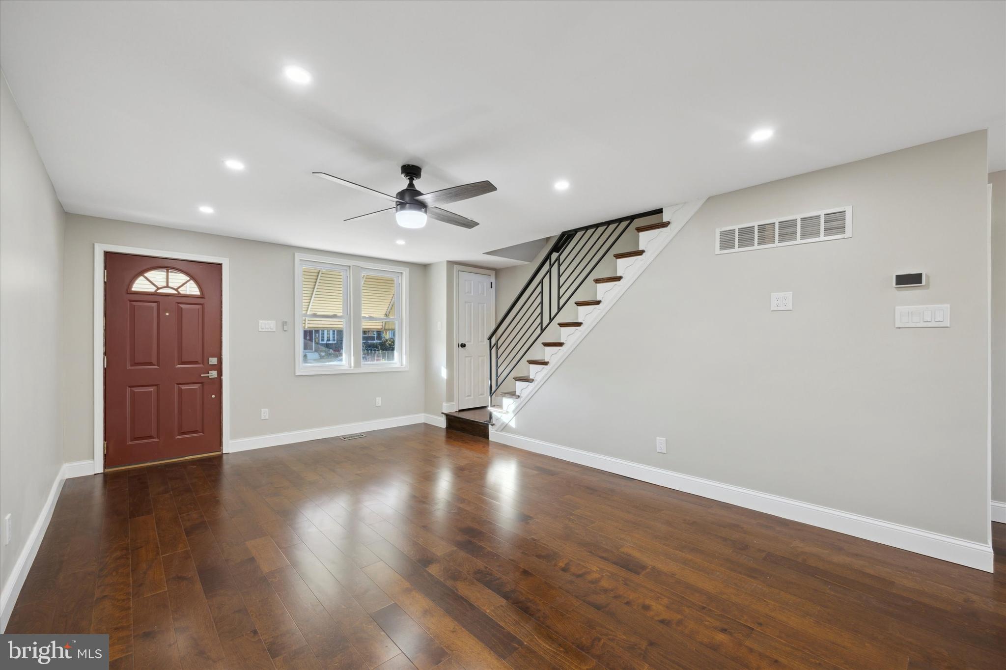 CLIFTON HEIGHTS - Residential