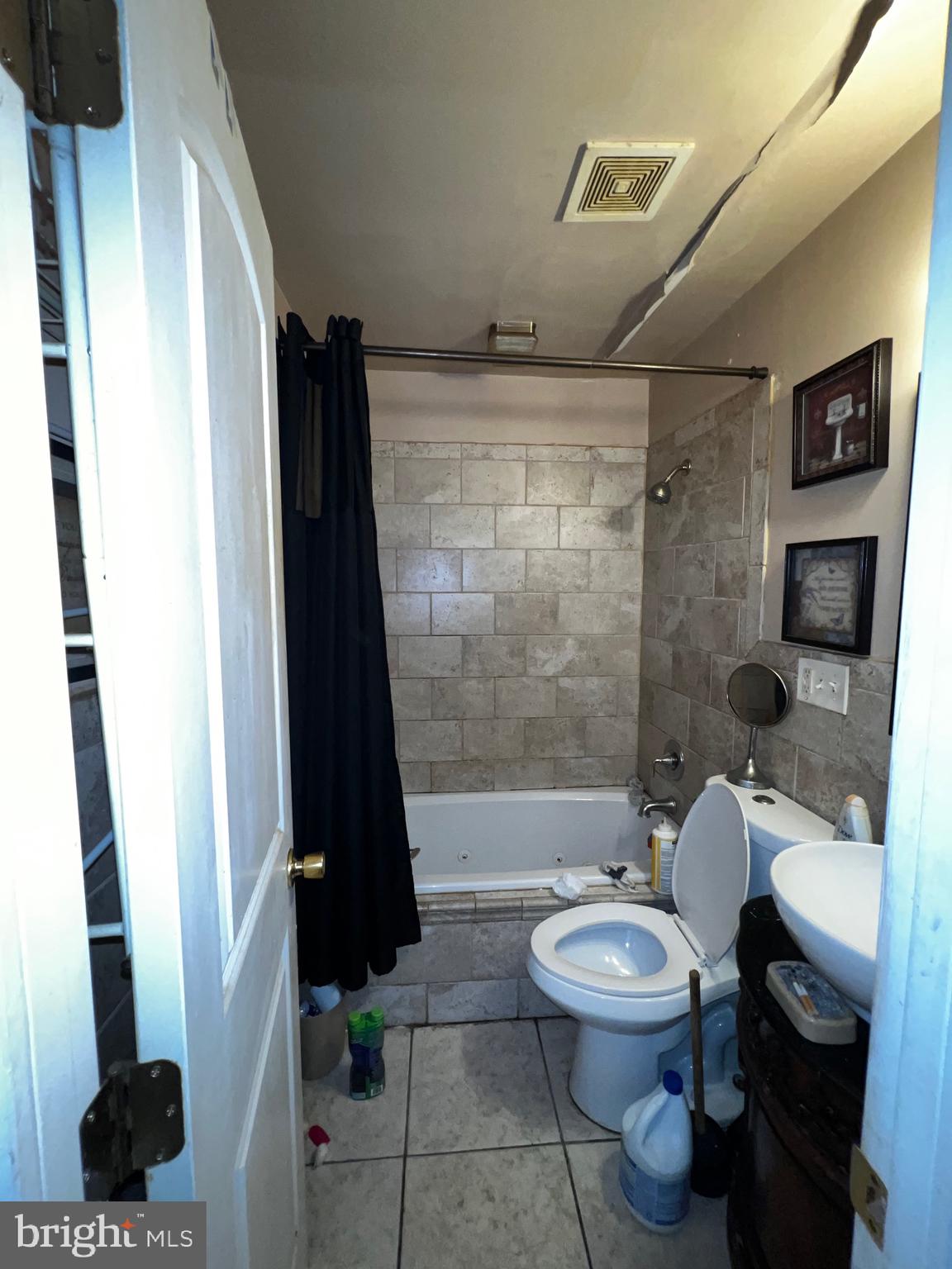 EDMONDSON VILLAGE - Residential