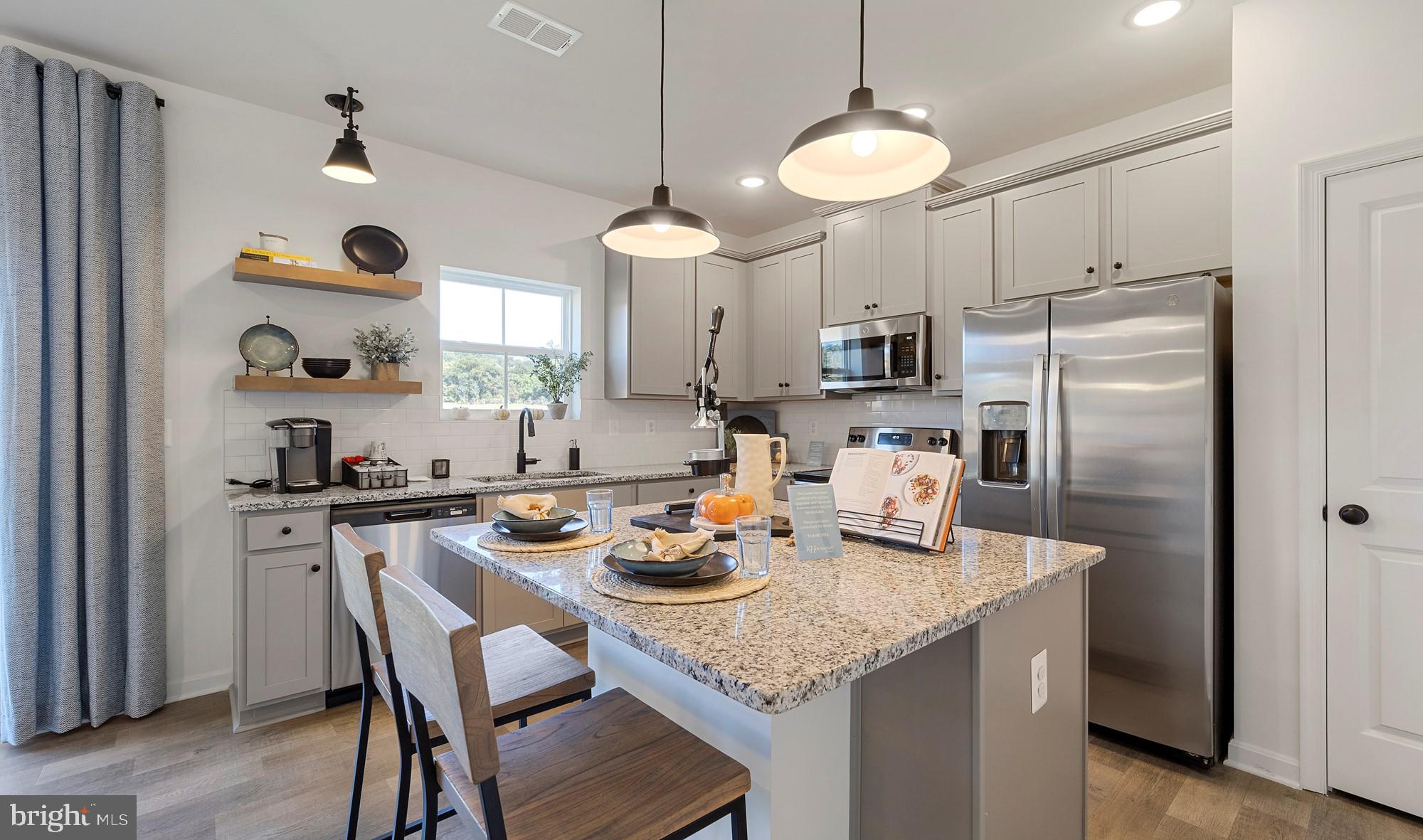 DILLON FARM - Residential