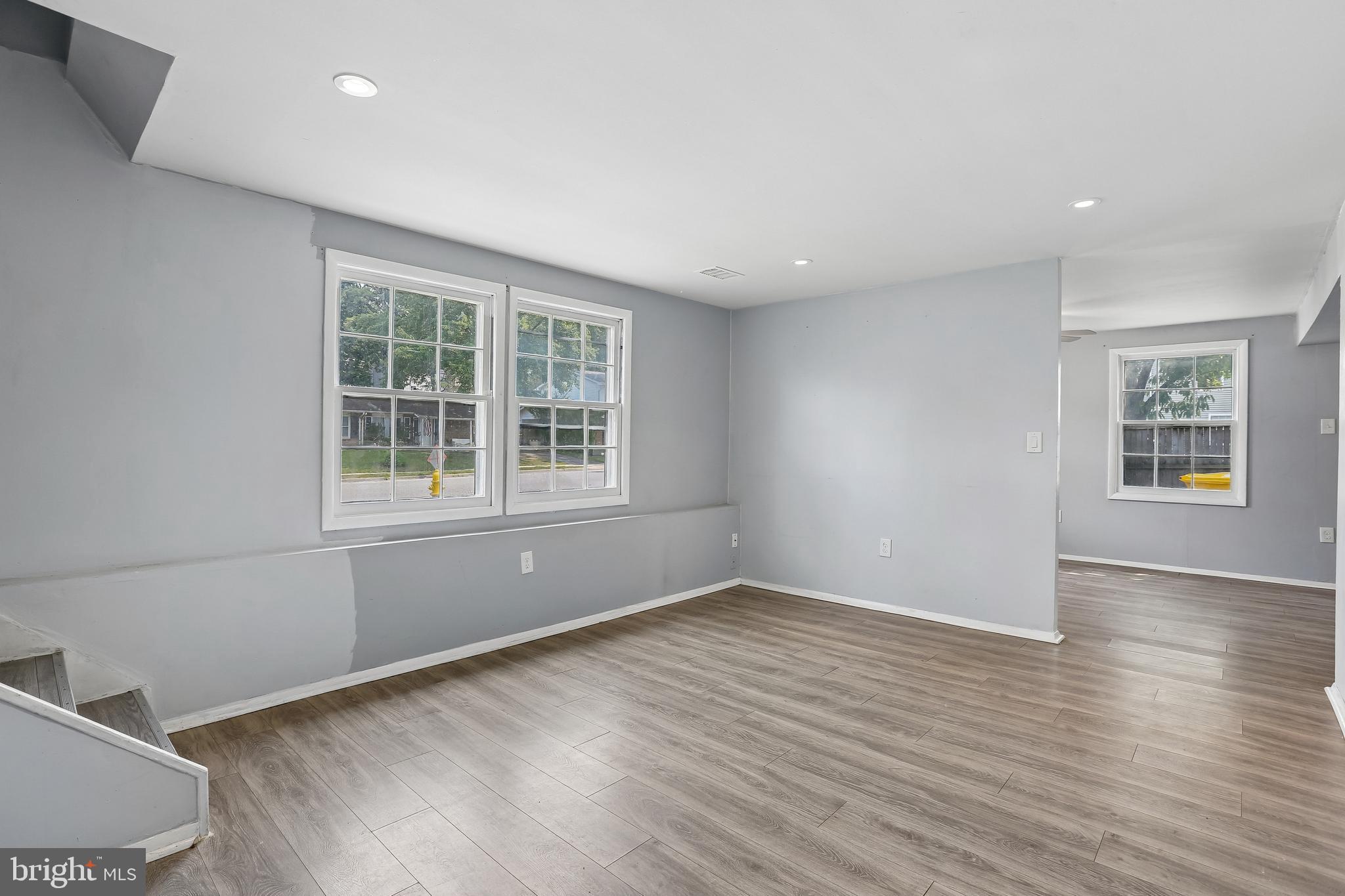 720 CHAPELGATE DRIVE