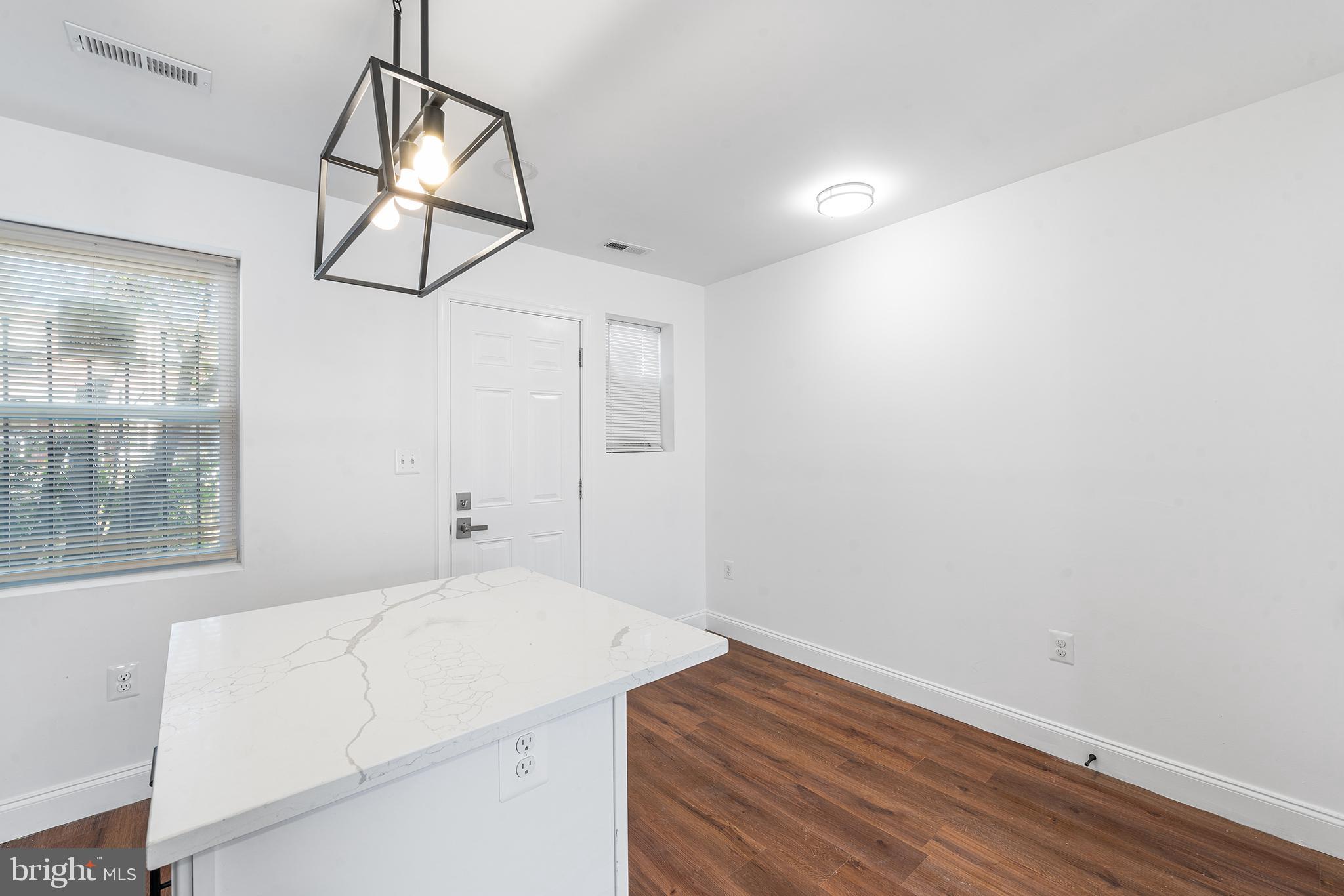 BROOKLYN - Residential