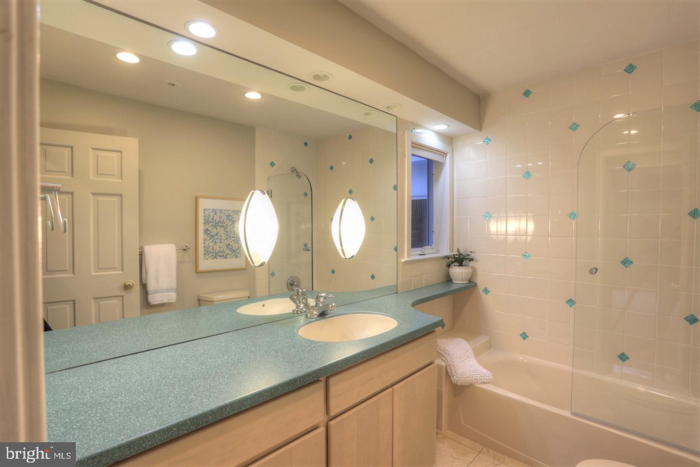 WOODLANDS - Residential