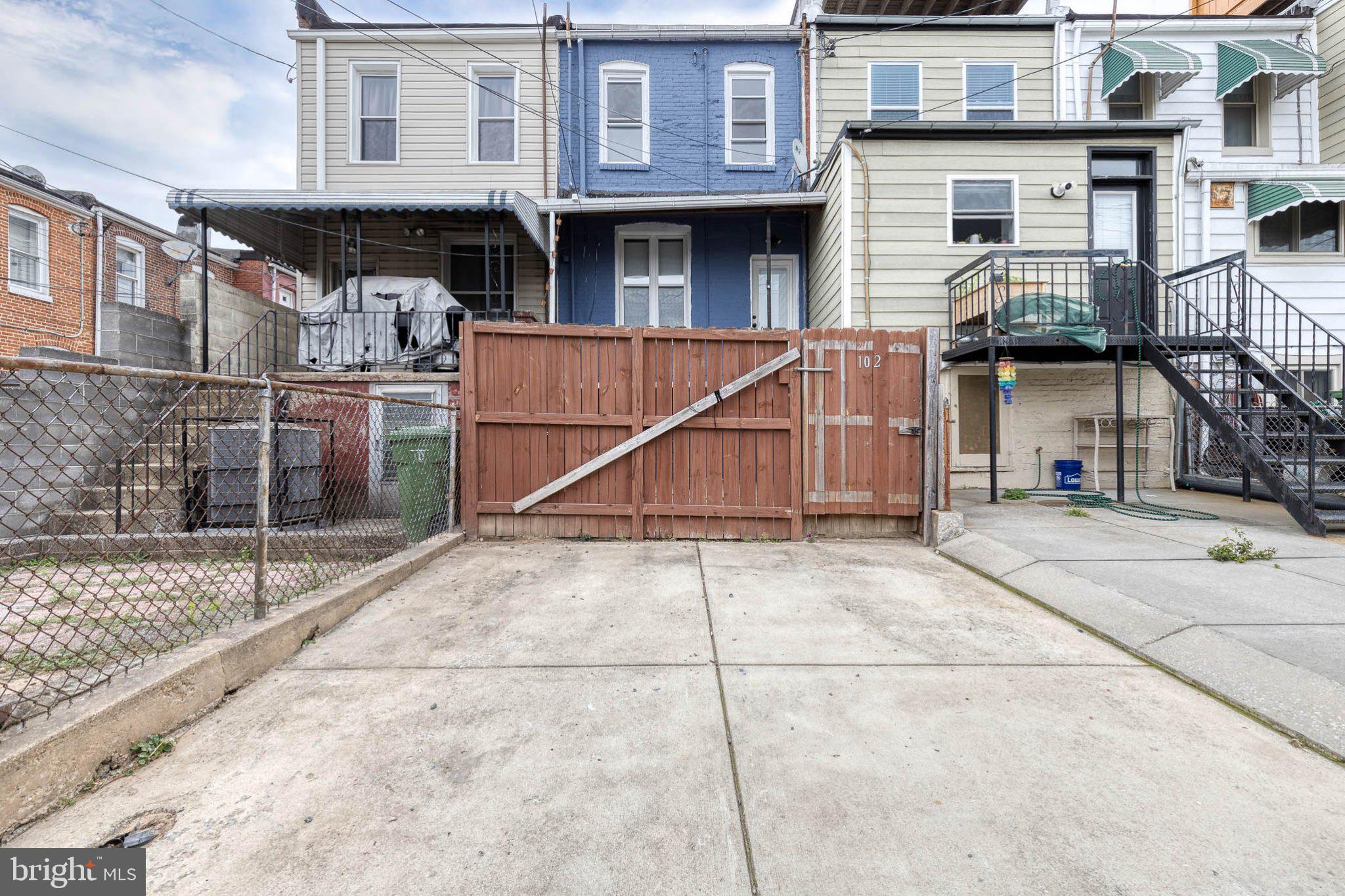 102 S CLINTON STREET