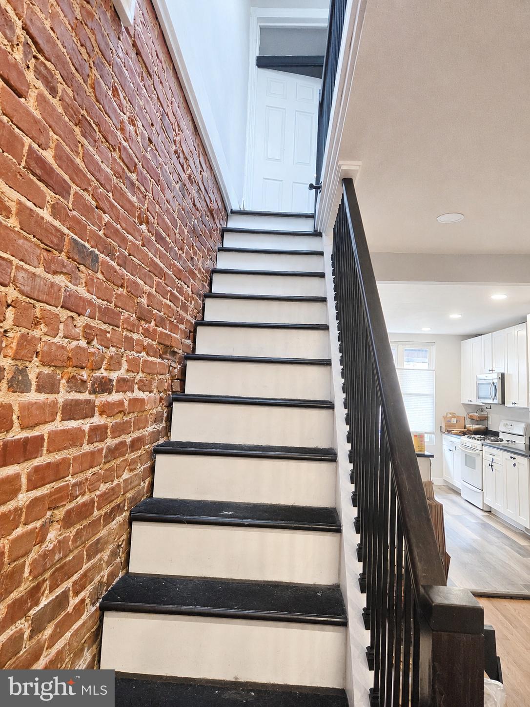102 S CLINTON STREET