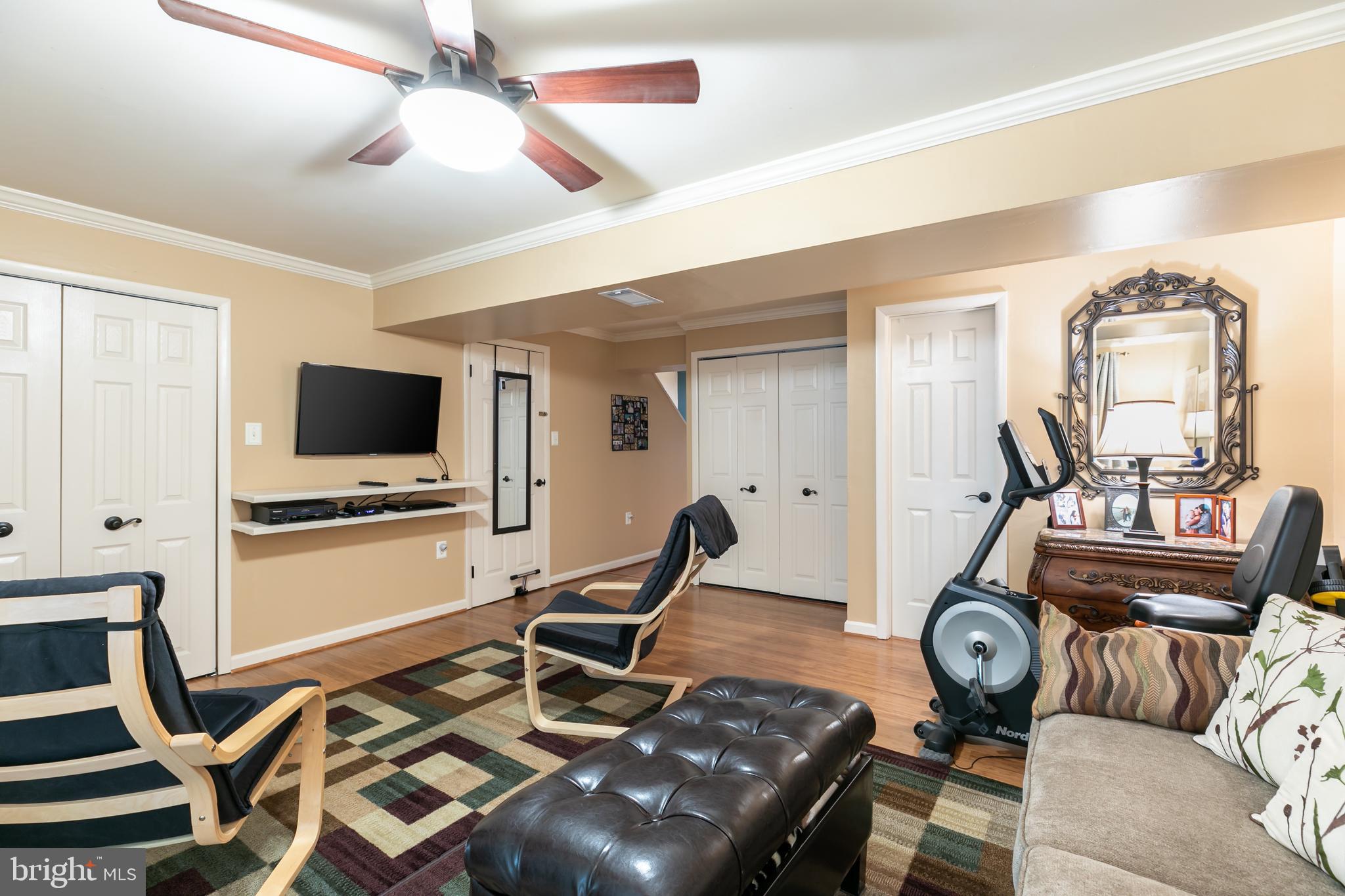 MONTCLAIR - Residential