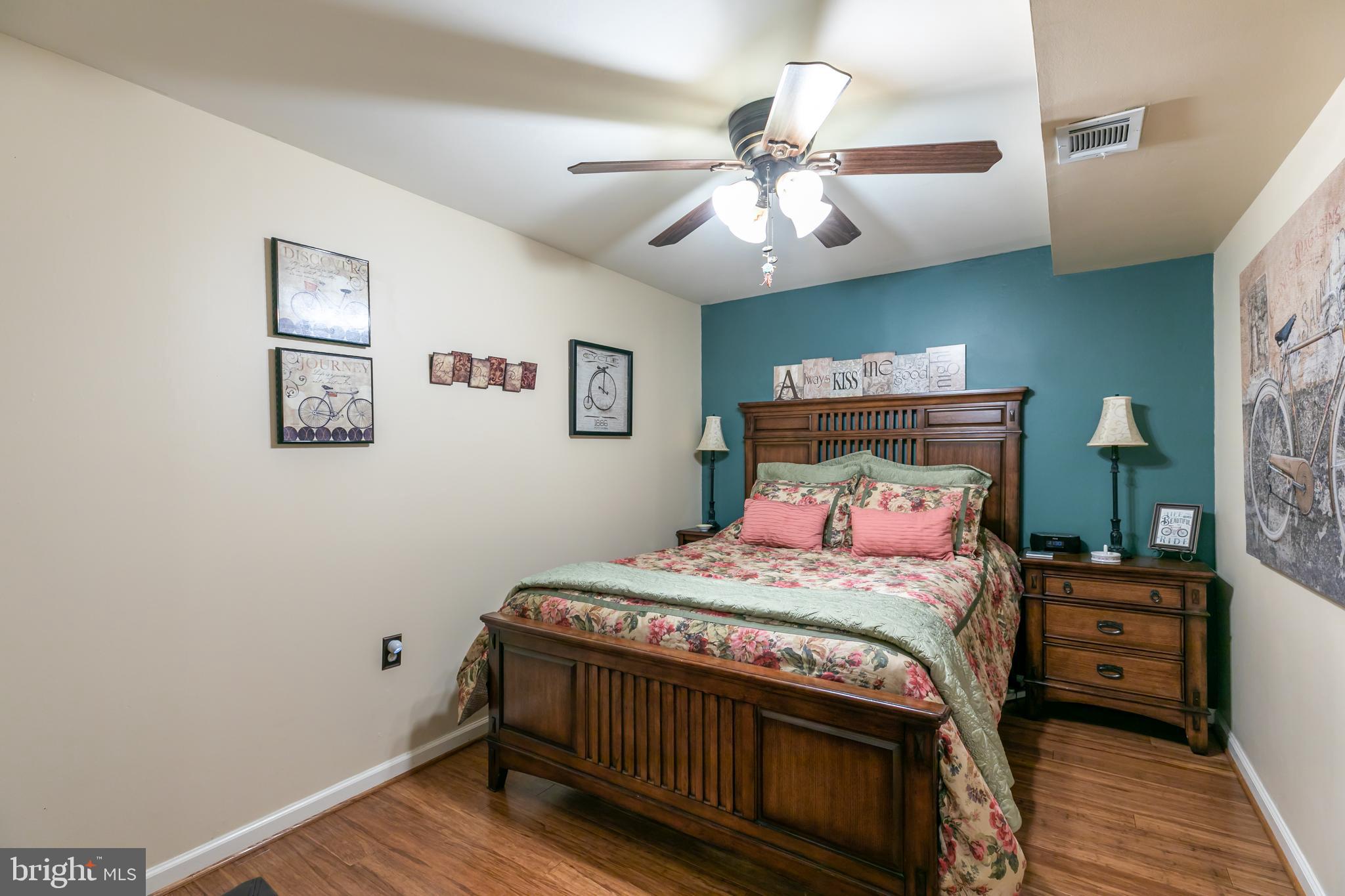 MONTCLAIR - Residential