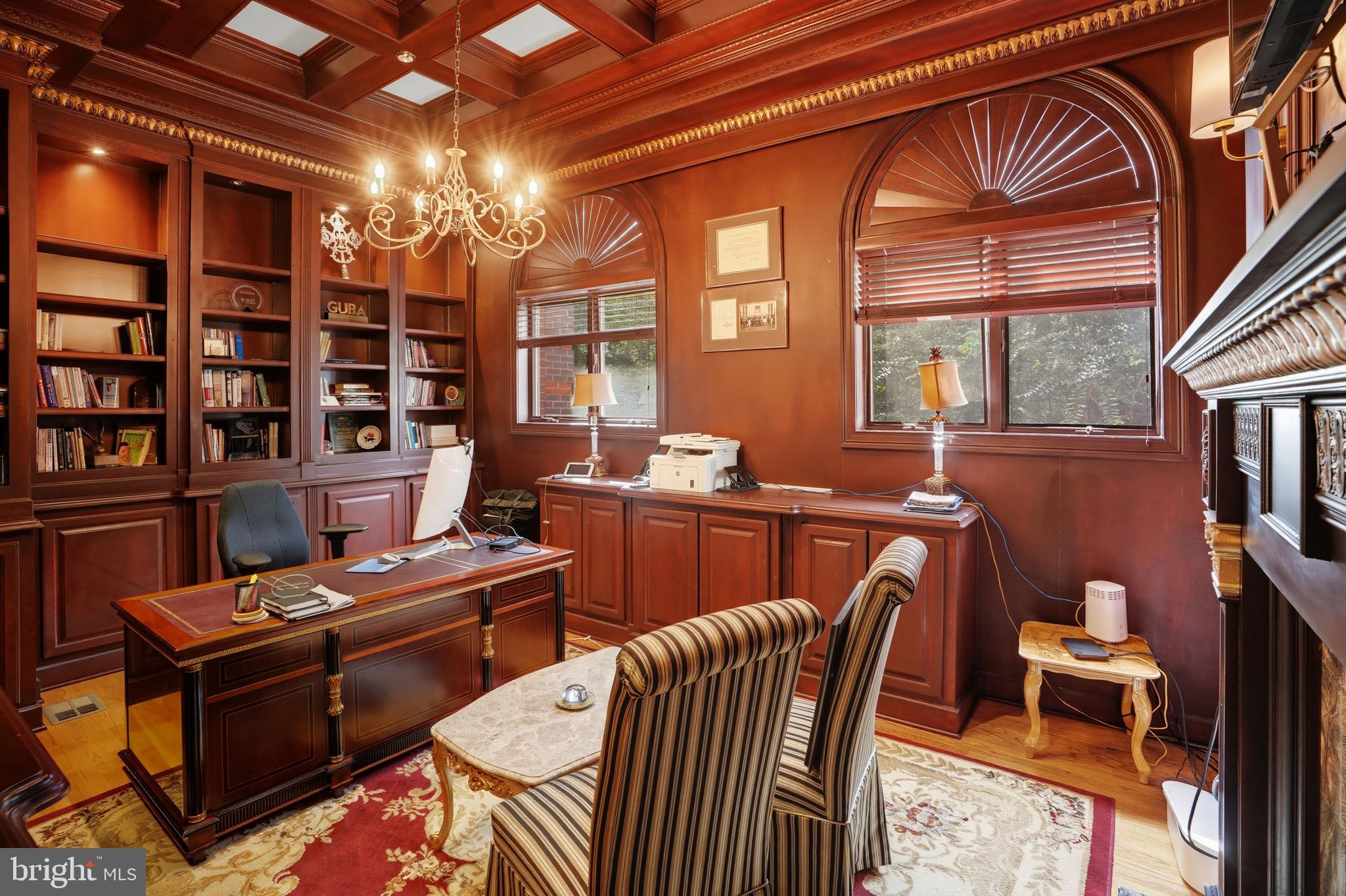 STONELEDGE - Residential