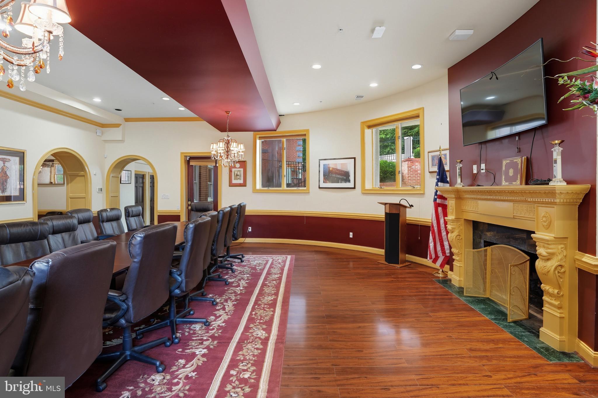 STONELEDGE - Residential