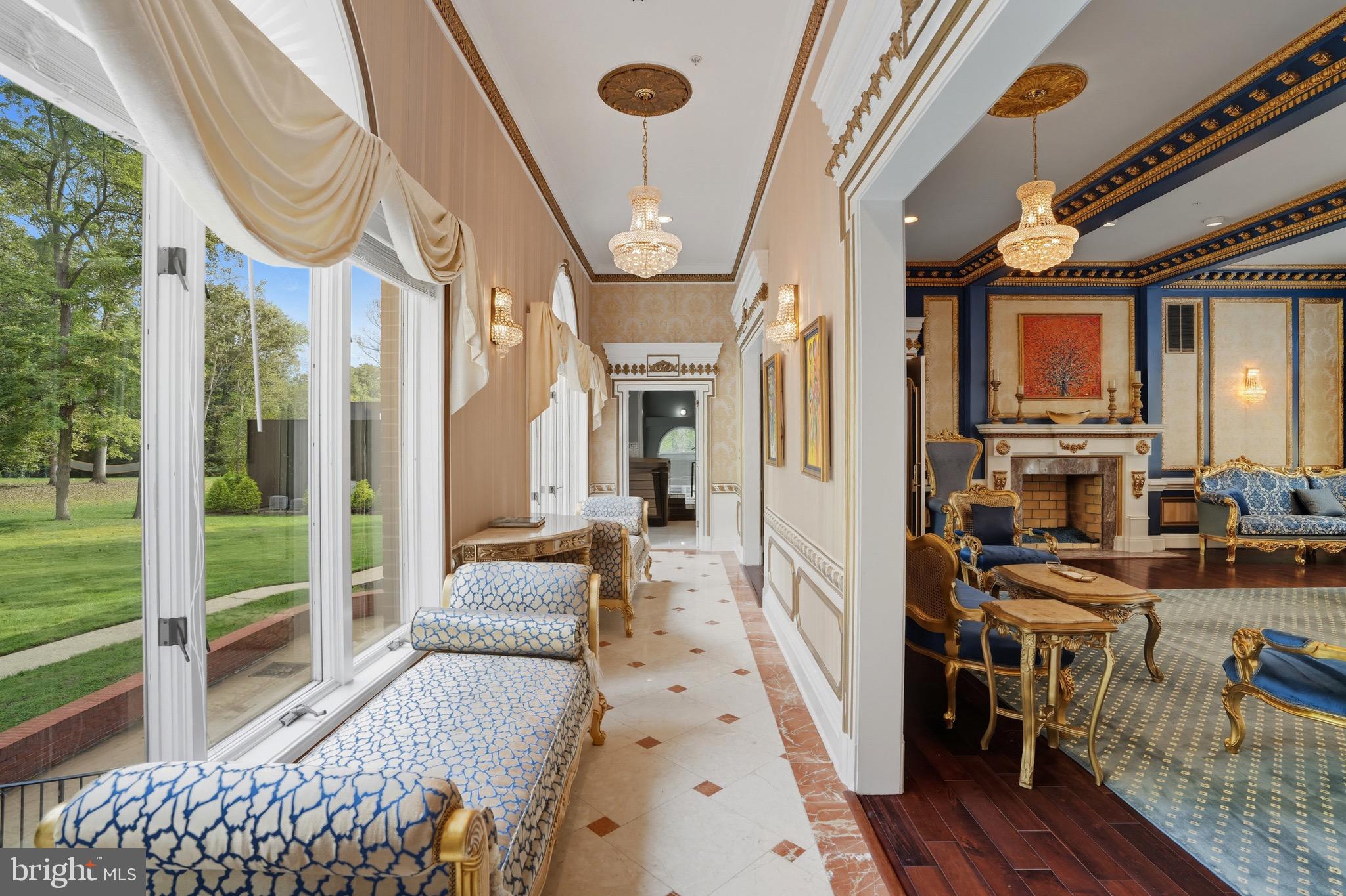 STONELEDGE - Residential