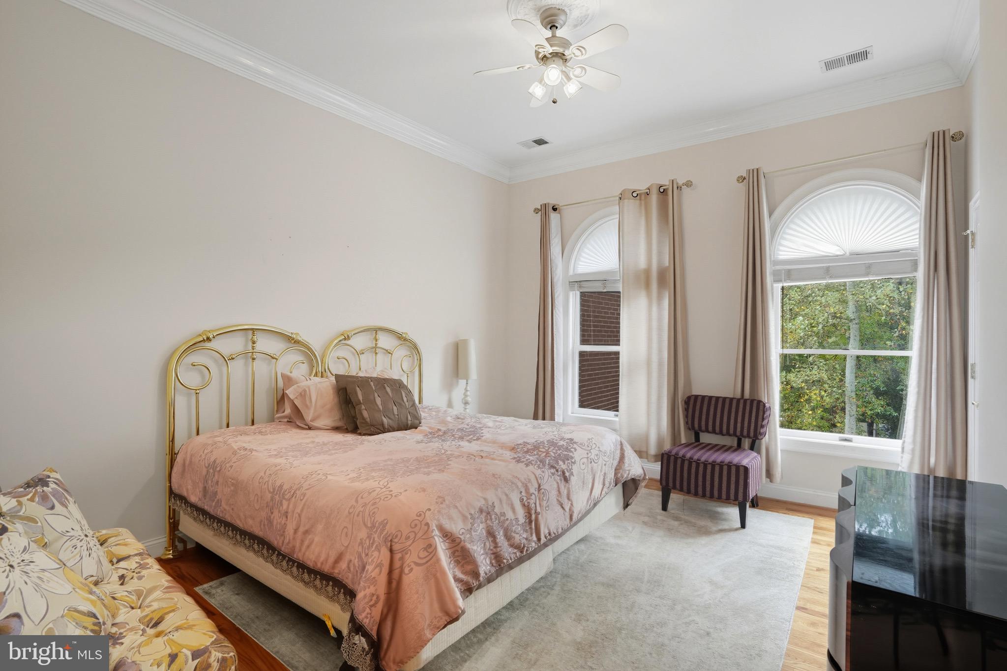 STONELEDGE - Residential