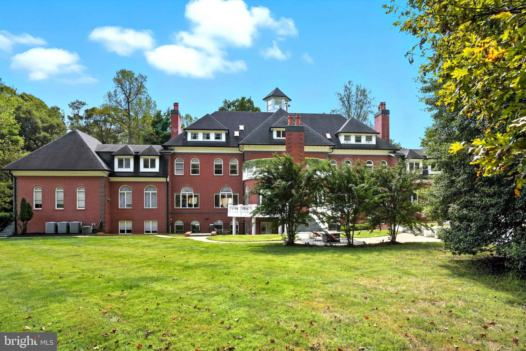 STONELEDGE - Residential