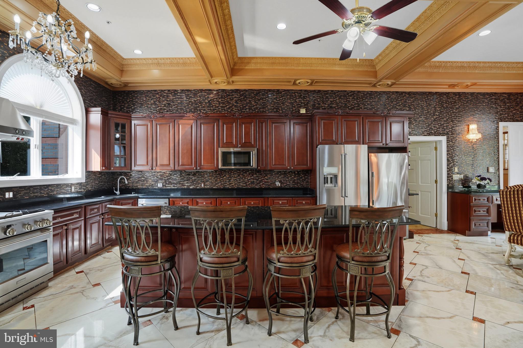 STONELEDGE - Residential