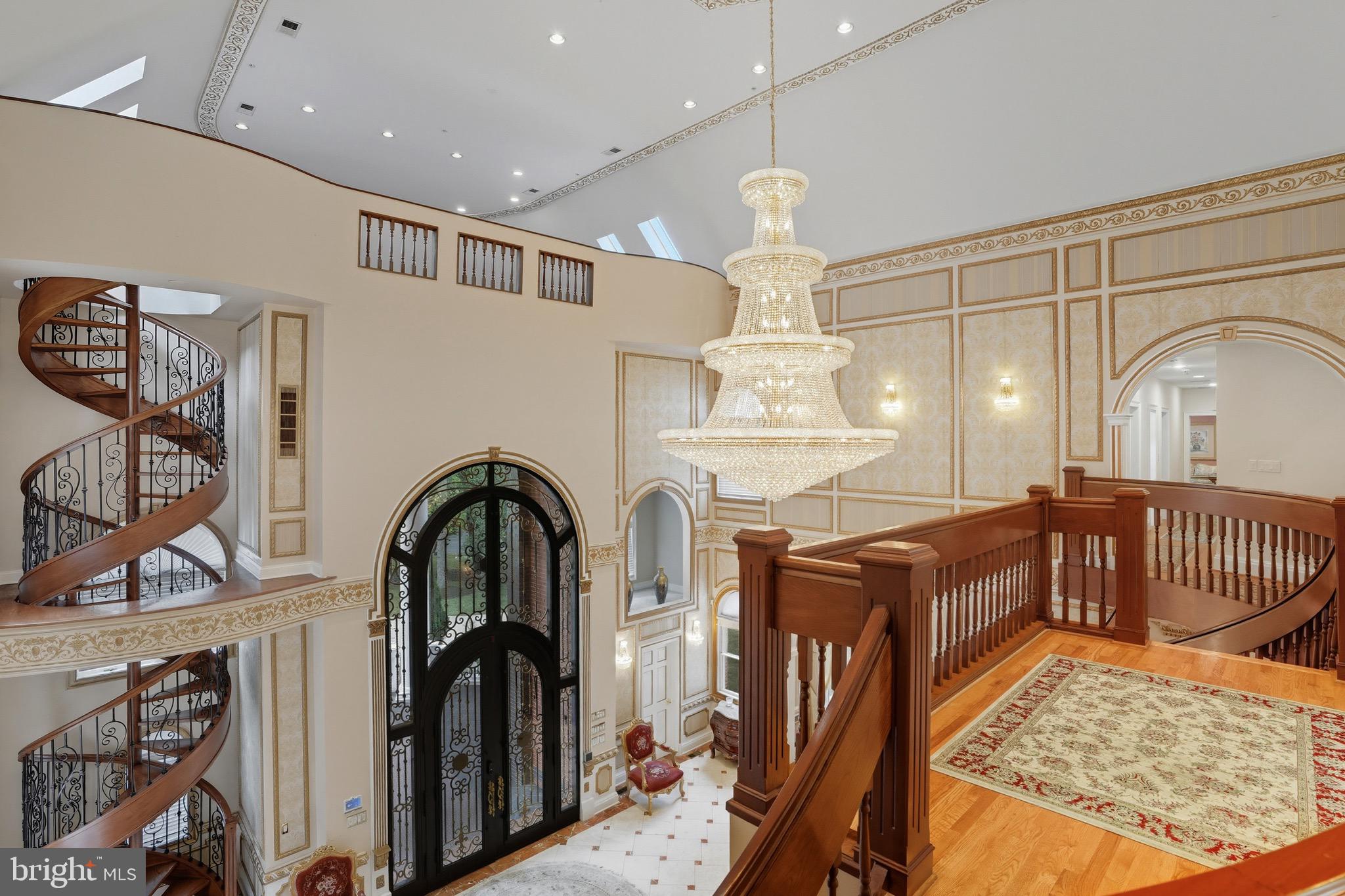 STONELEDGE - Residential