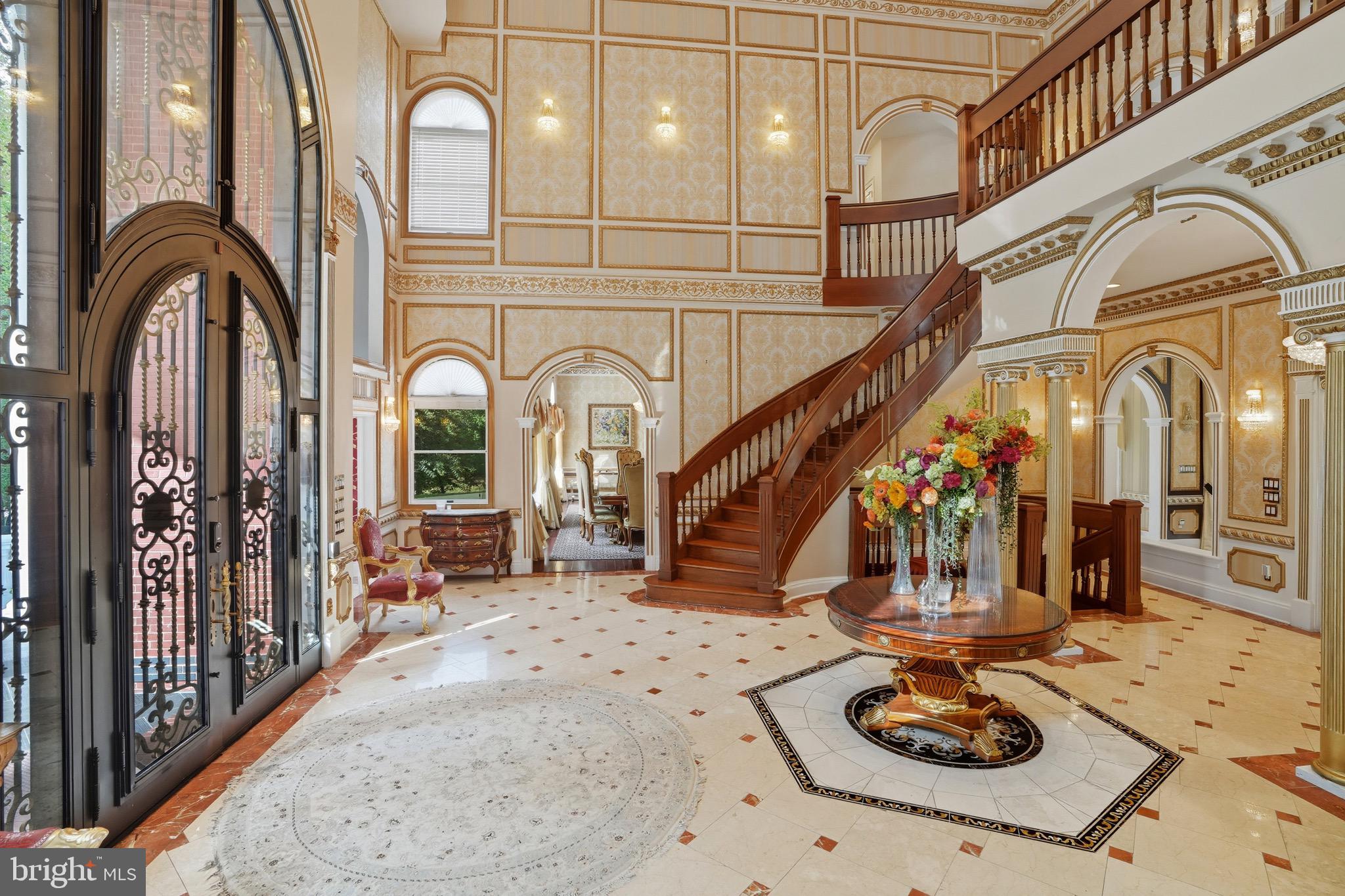 STONELEDGE - Residential