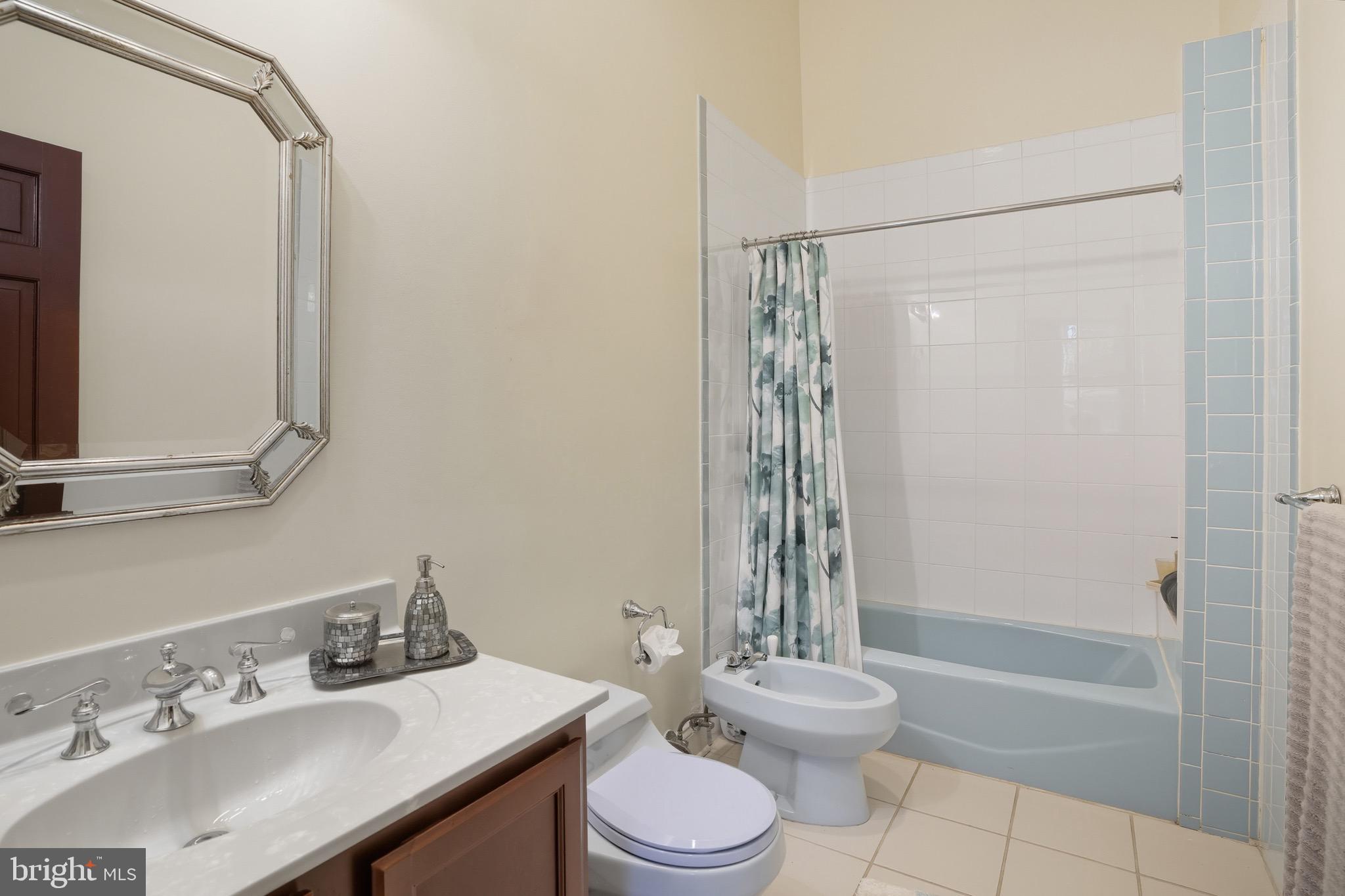 STONELEDGE - Residential