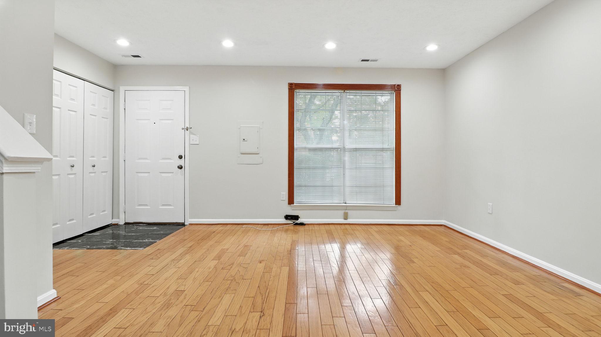 GLENARDEN - Residential