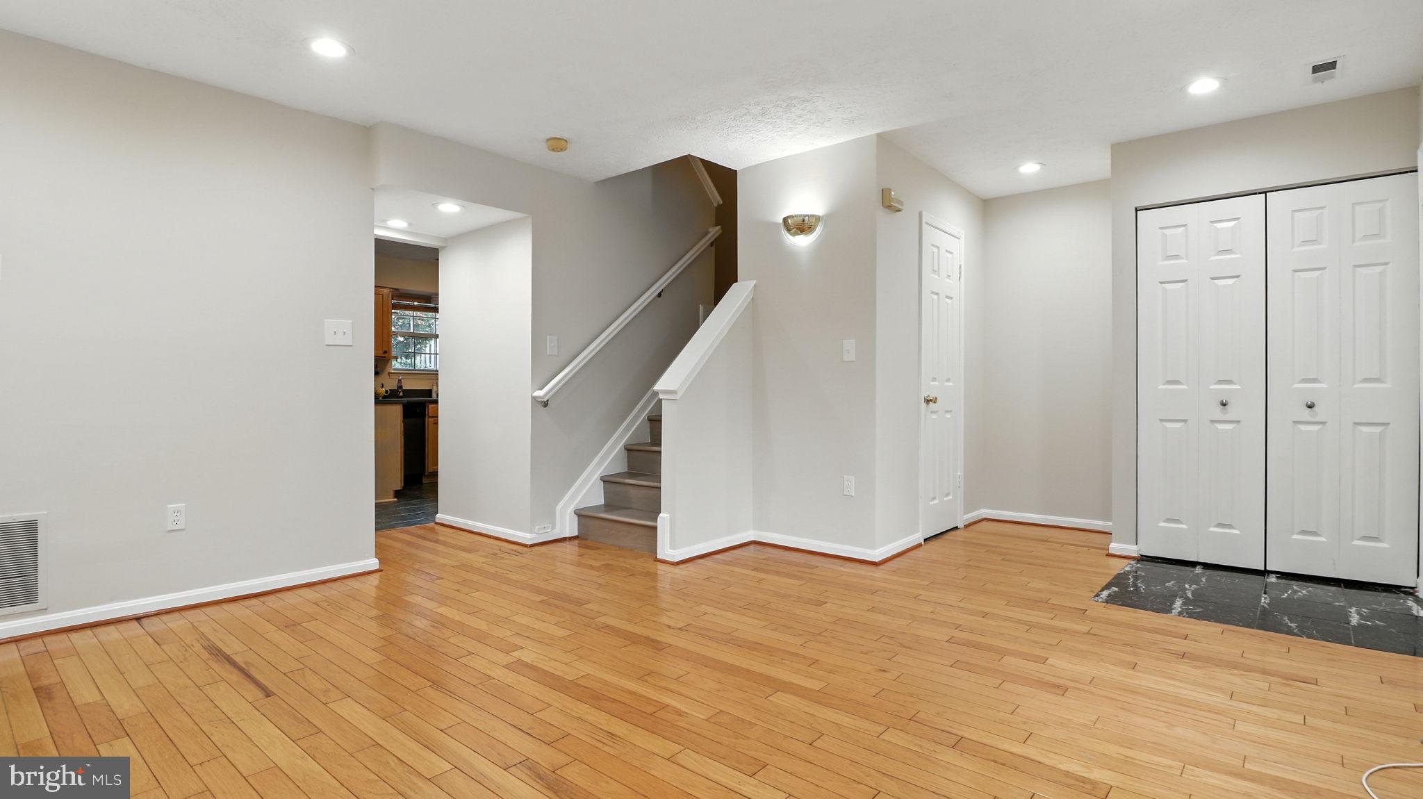 GLENARDEN - Residential