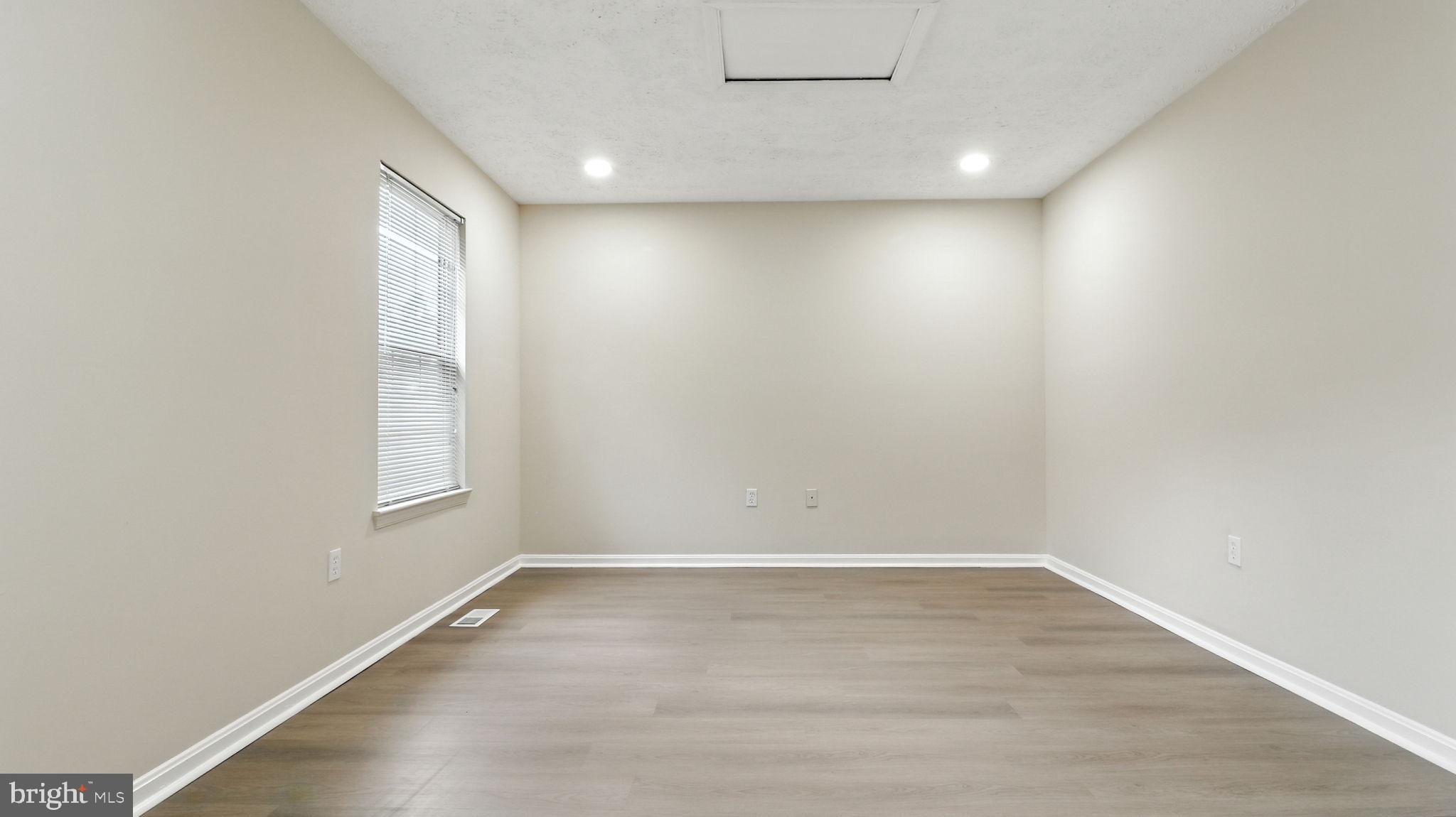 GLENARDEN - Residential