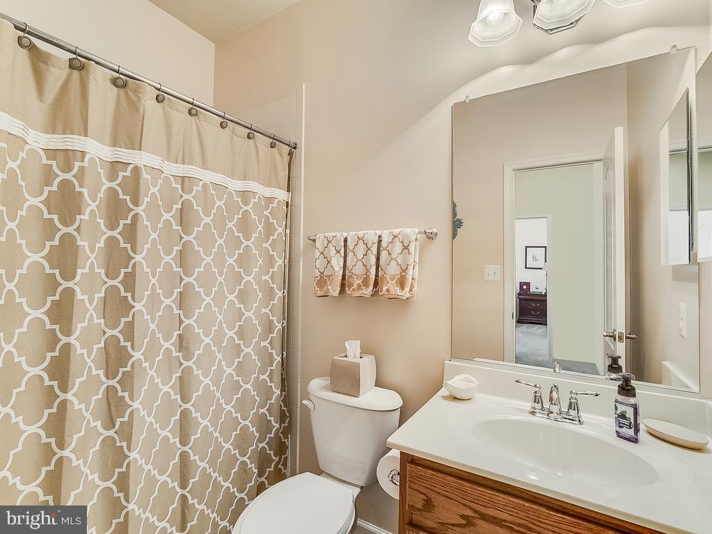 STAFFORD LAKES VILLAGE - Residential