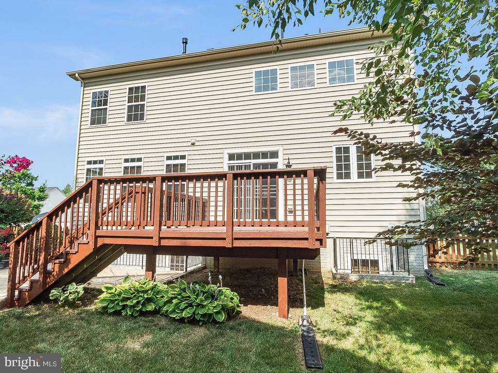 STAFFORD LAKES VILLAGE - Residential