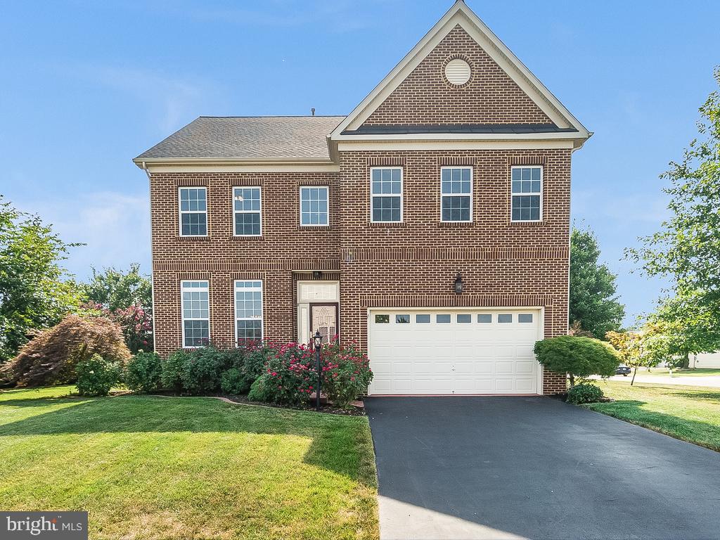 STAFFORD LAKES VILLAGE - Residential