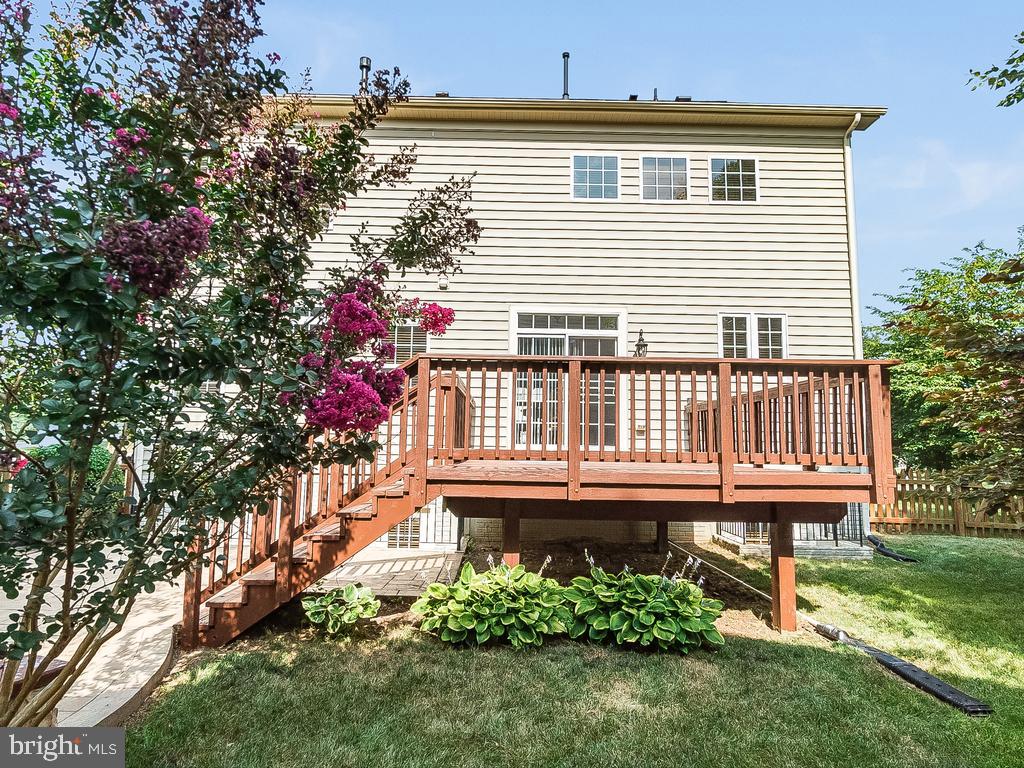 STAFFORD LAKES VILLAGE - Residential