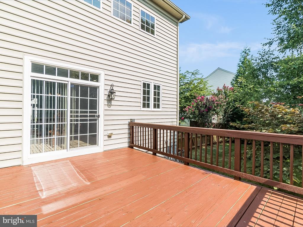 STAFFORD LAKES VILLAGE - Residential