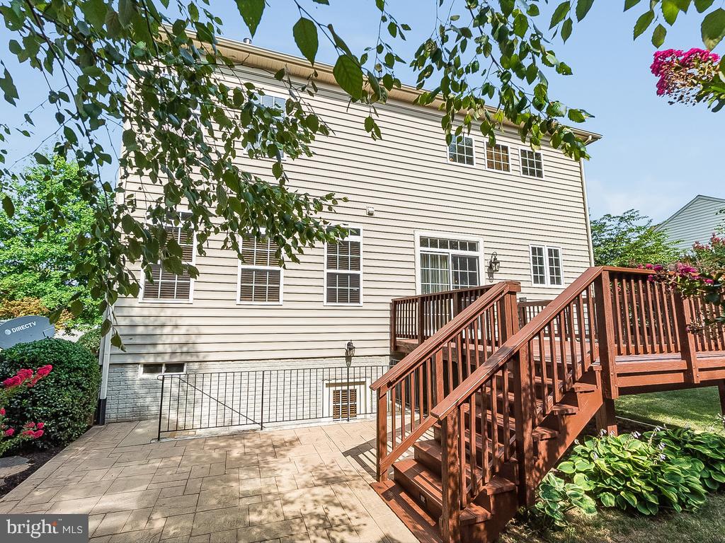 STAFFORD LAKES VILLAGE - Residential