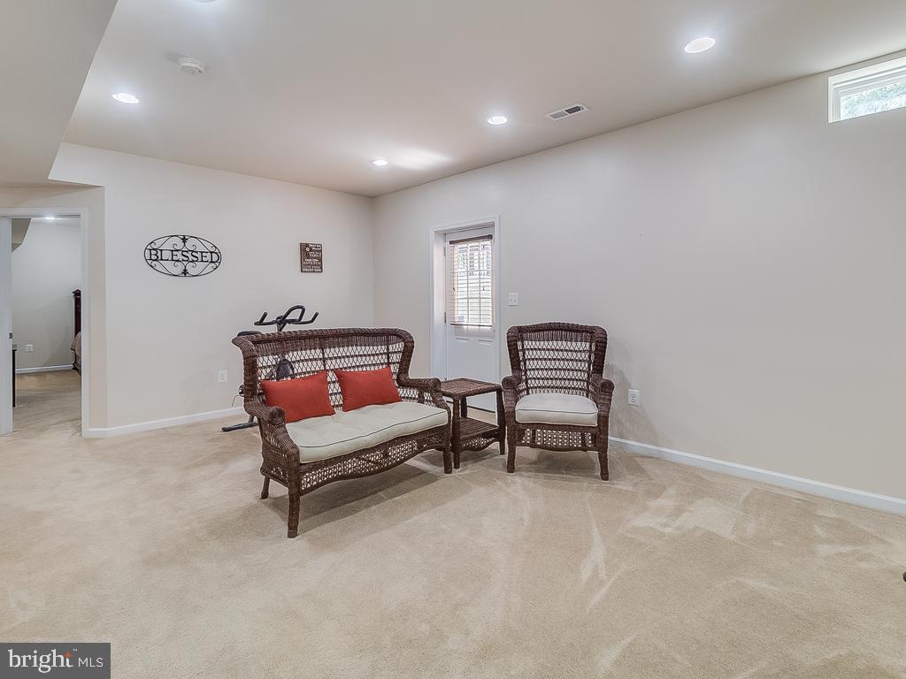 STAFFORD LAKES VILLAGE - Residential