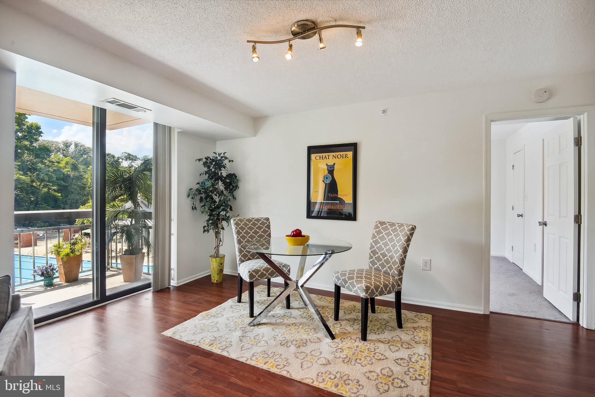 RENAISSANCE AT TYSONS - Residential