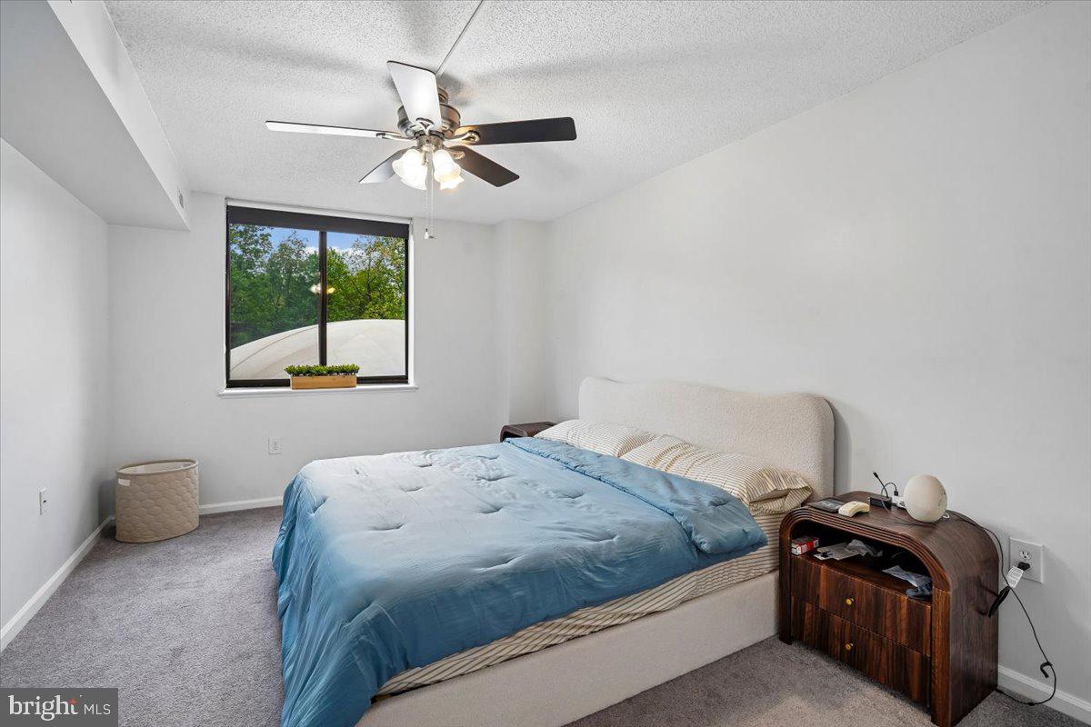 RENAISSANCE AT TYSONS - Residential