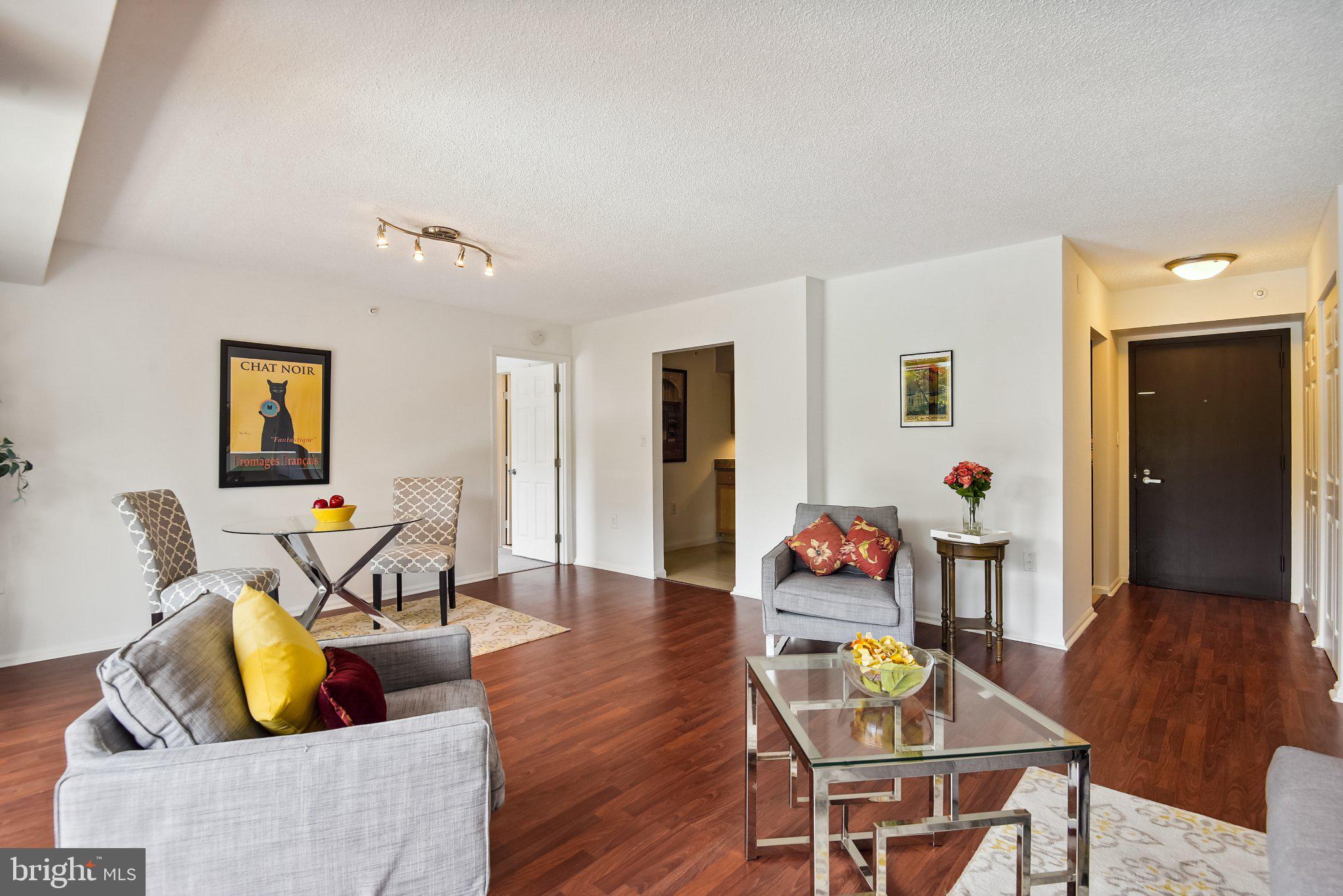 RENAISSANCE AT TYSONS - Residential