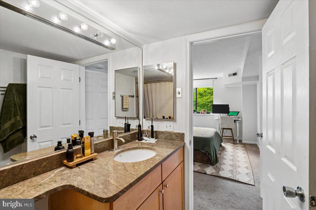 RENAISSANCE AT TYSONS - Residential