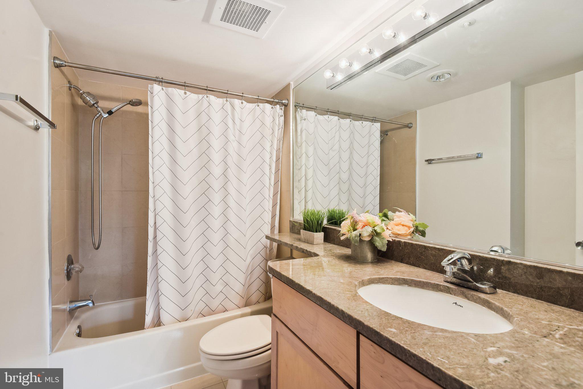 RENAISSANCE AT TYSONS - Residential