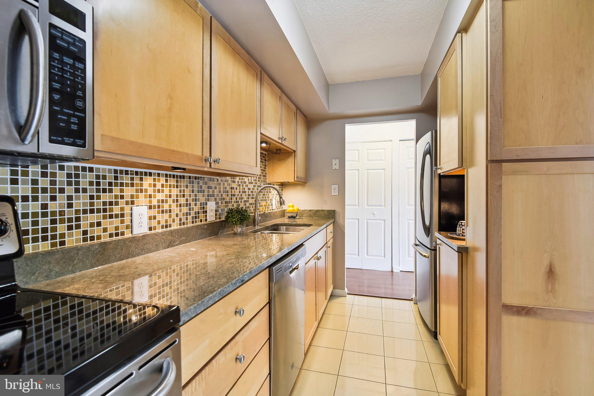 RENAISSANCE AT TYSONS - Residential