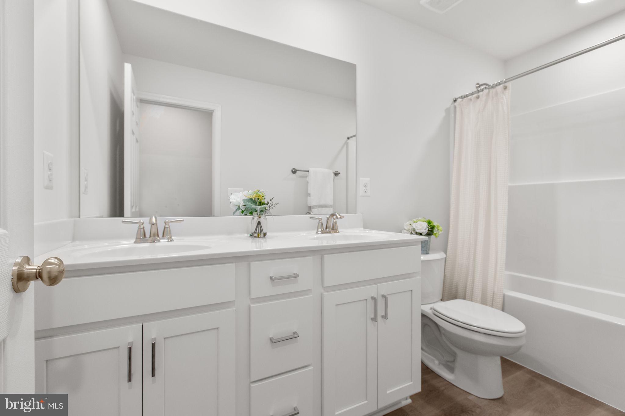 LAKE OF THE WOODS - Residential