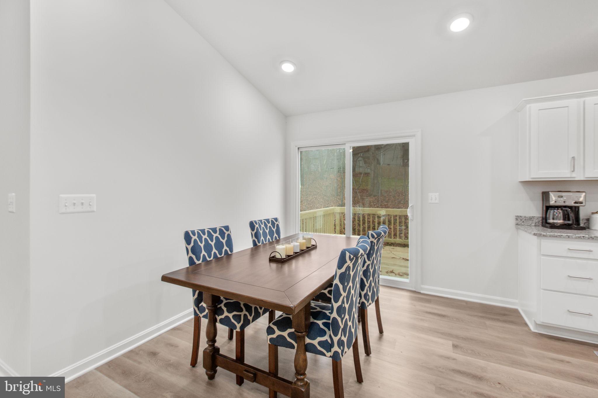 LAKE OF THE WOODS - Residential