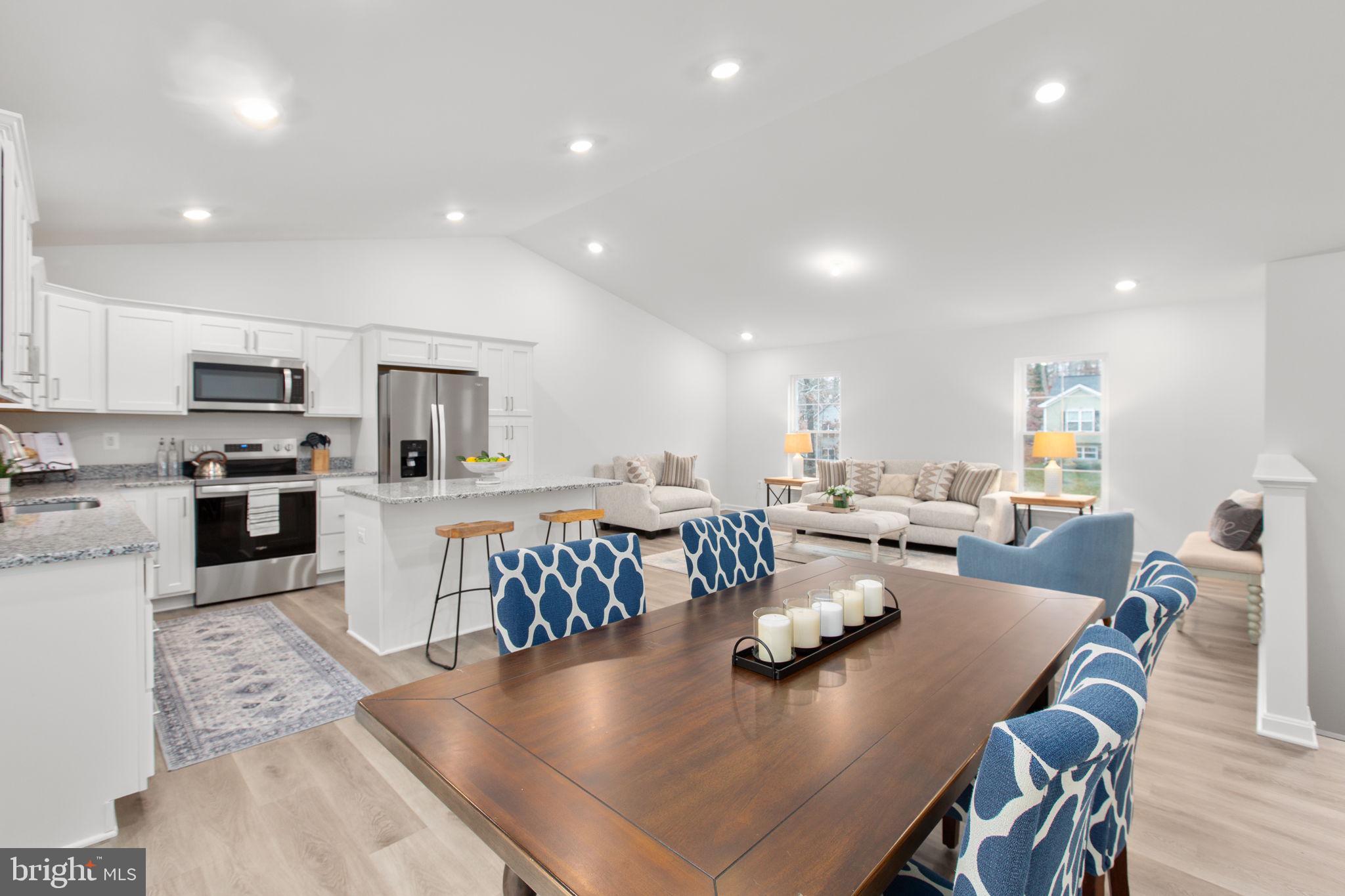 LAKE OF THE WOODS - Residential