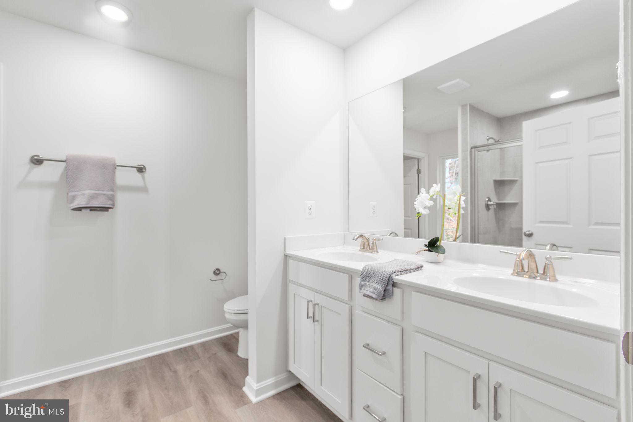 LAKE OF THE WOODS - Residential