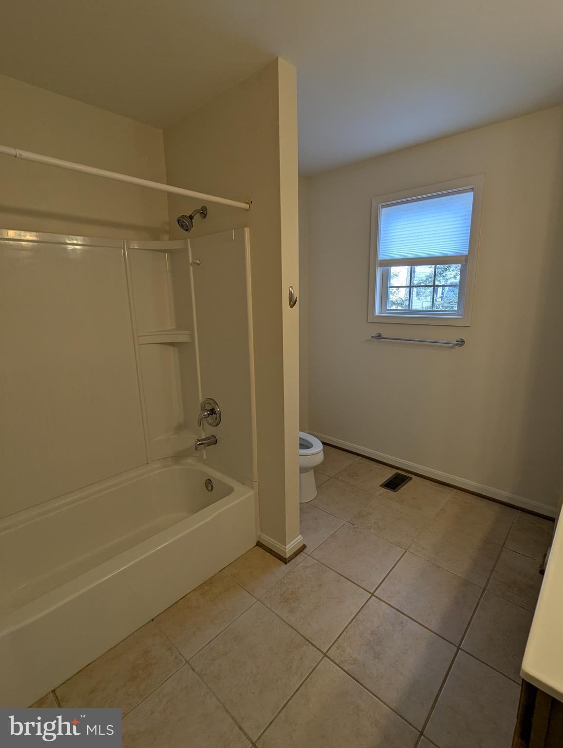 BARCROFT - Residential Lease