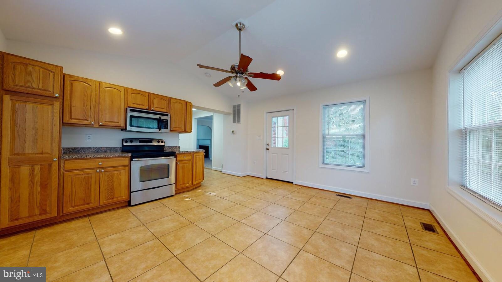 BARCROFT - Residential Lease