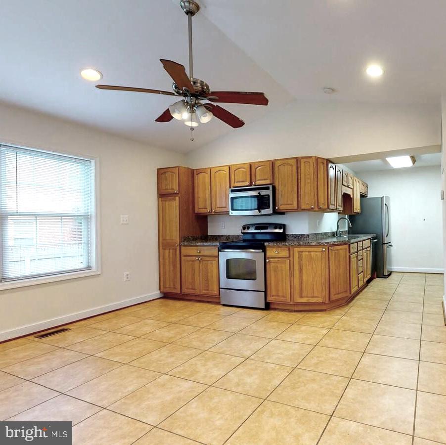 BARCROFT - Residential Lease