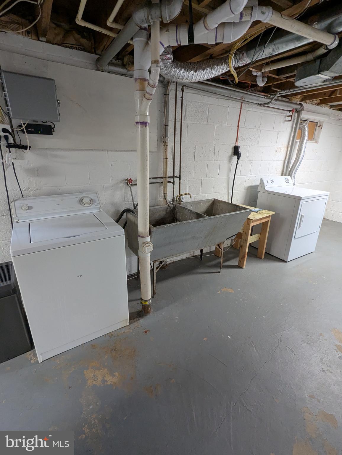 BARCROFT - Residential Lease