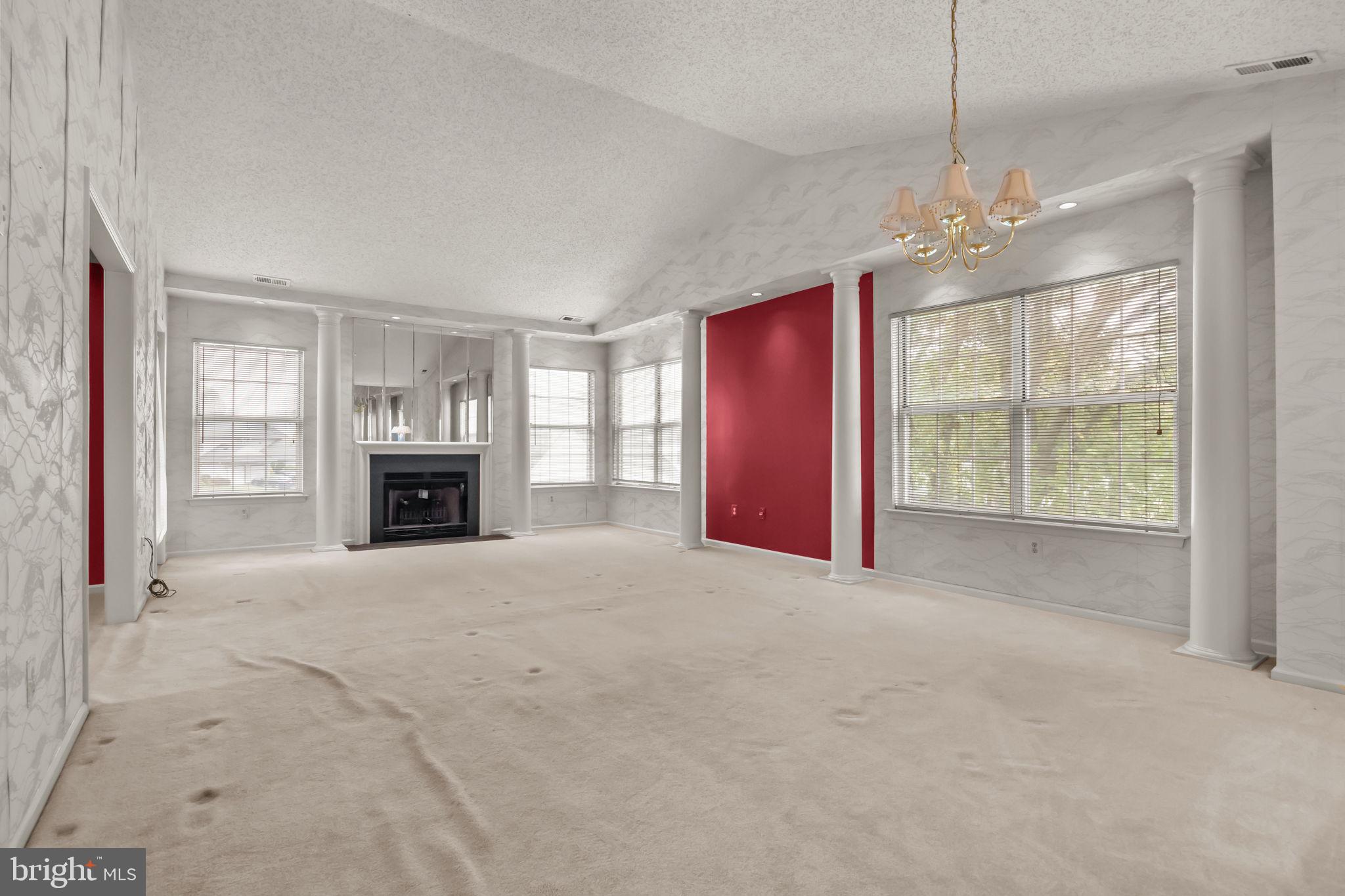 1707 LYNBROOKE DRIVE