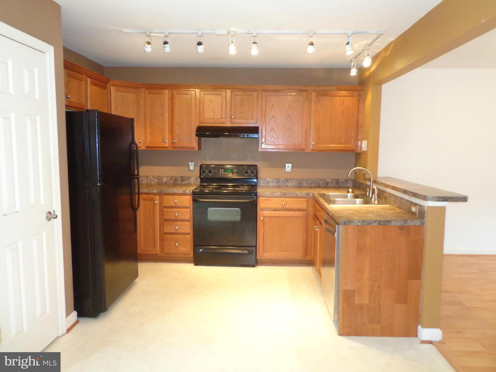 CATALPA HILLS TOWNHOUSES - Residential