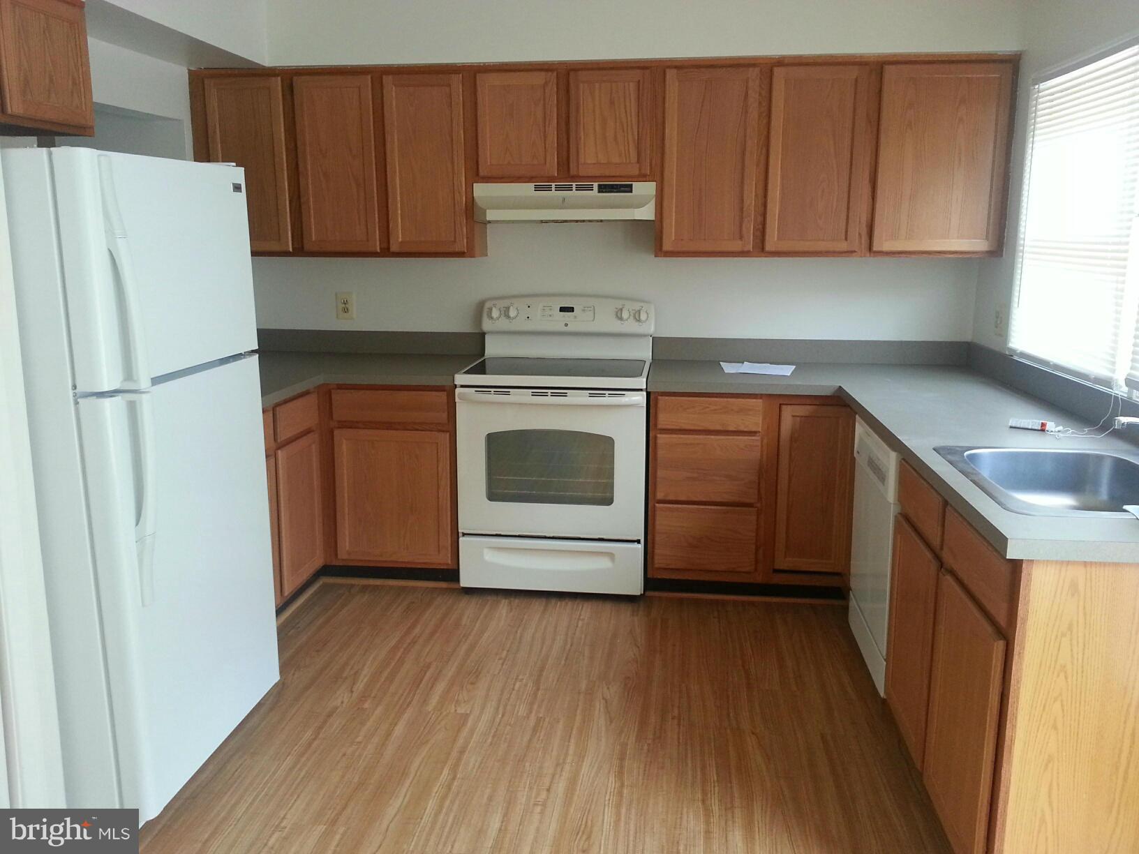 FOREST GLEN - Residential Lease