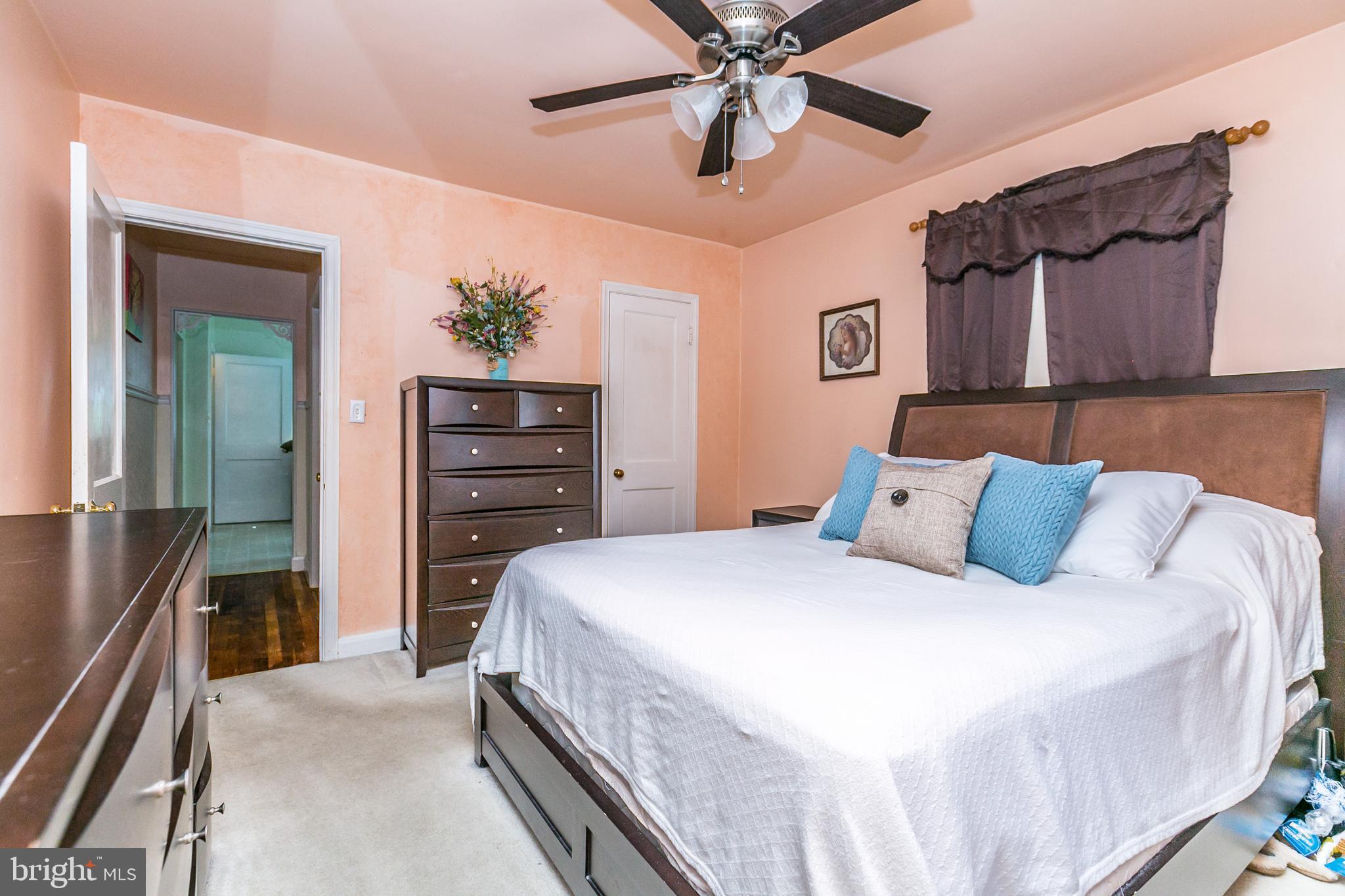 PARKVILLE - Residential